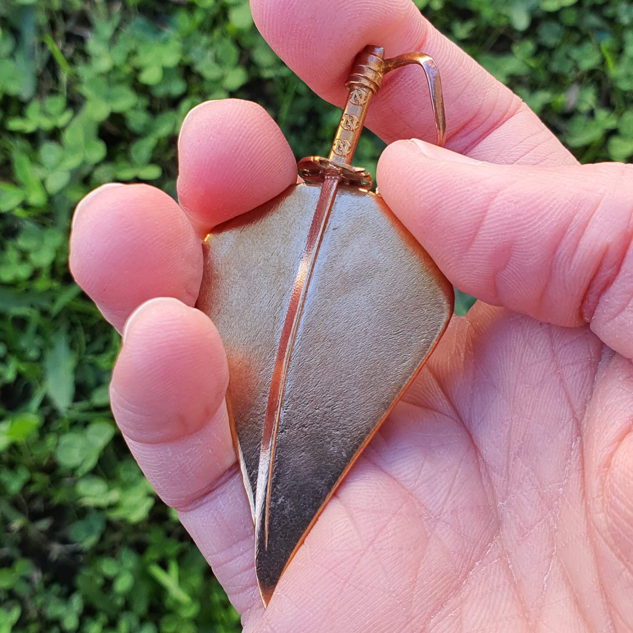 NiTride Katana Guitar Pick (With Ribbon) (Metal)