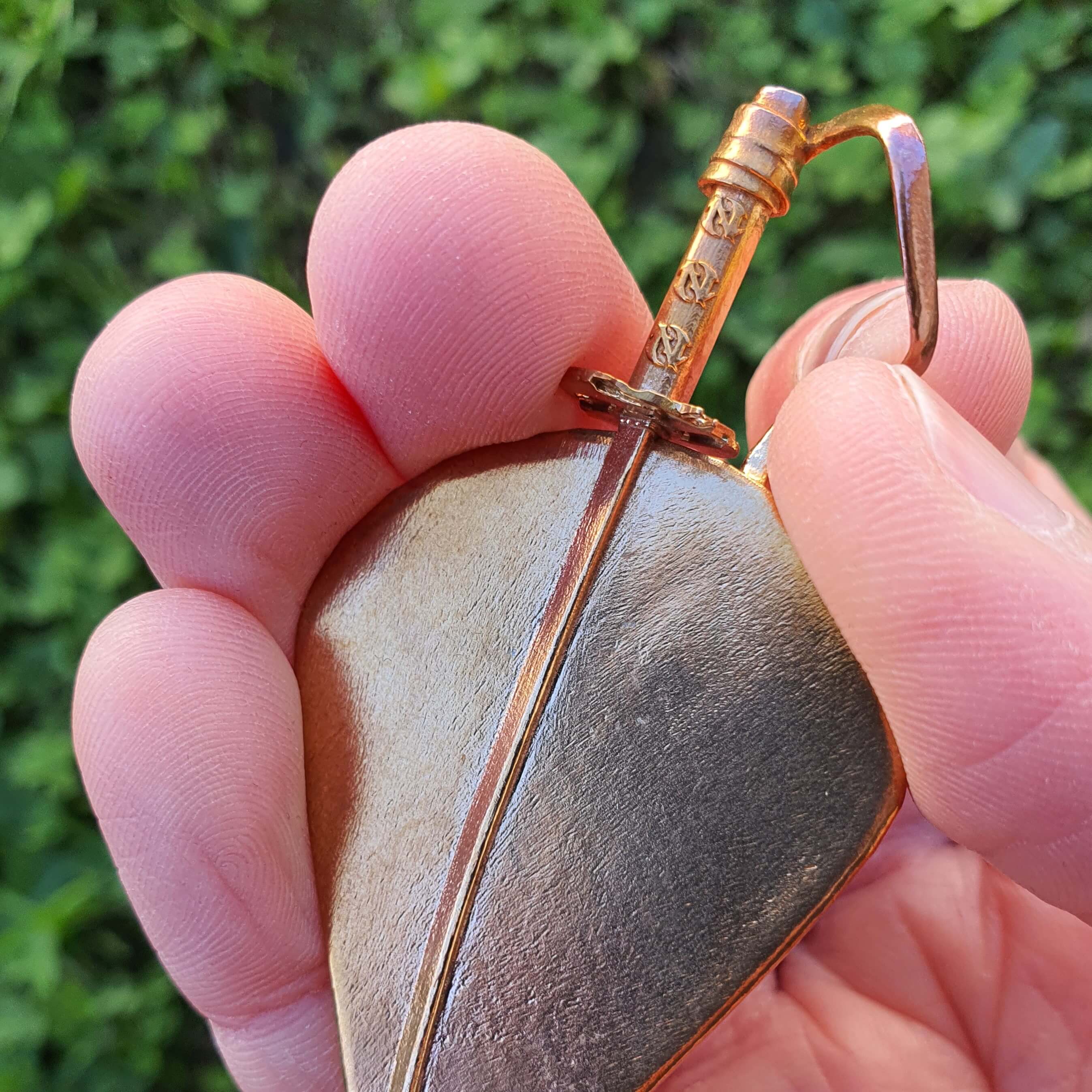 NiTride Katana Guitar Pick (With Ribbon) (Metal)