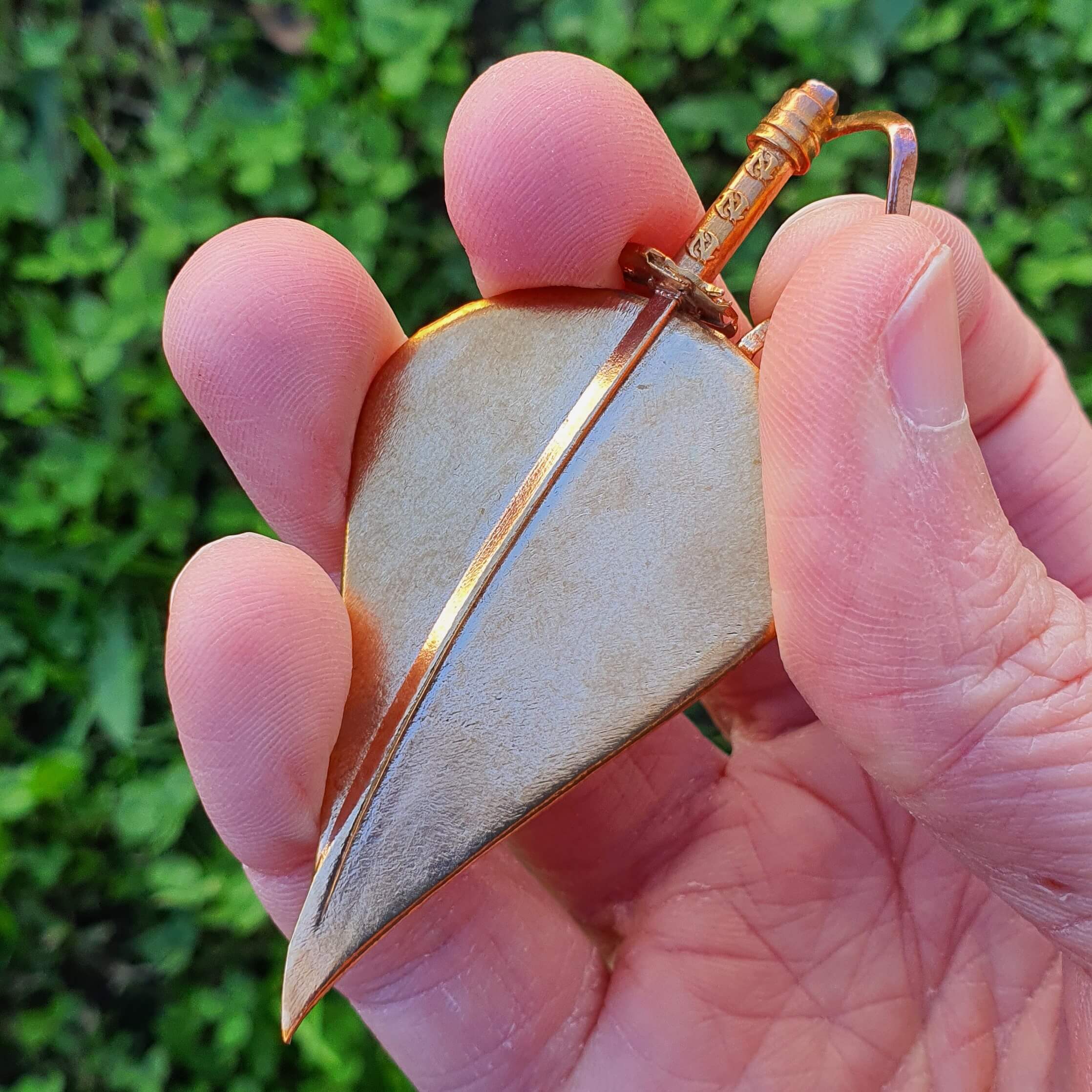 NiTride Katana Guitar Pick (With Ribbon) (Metal)