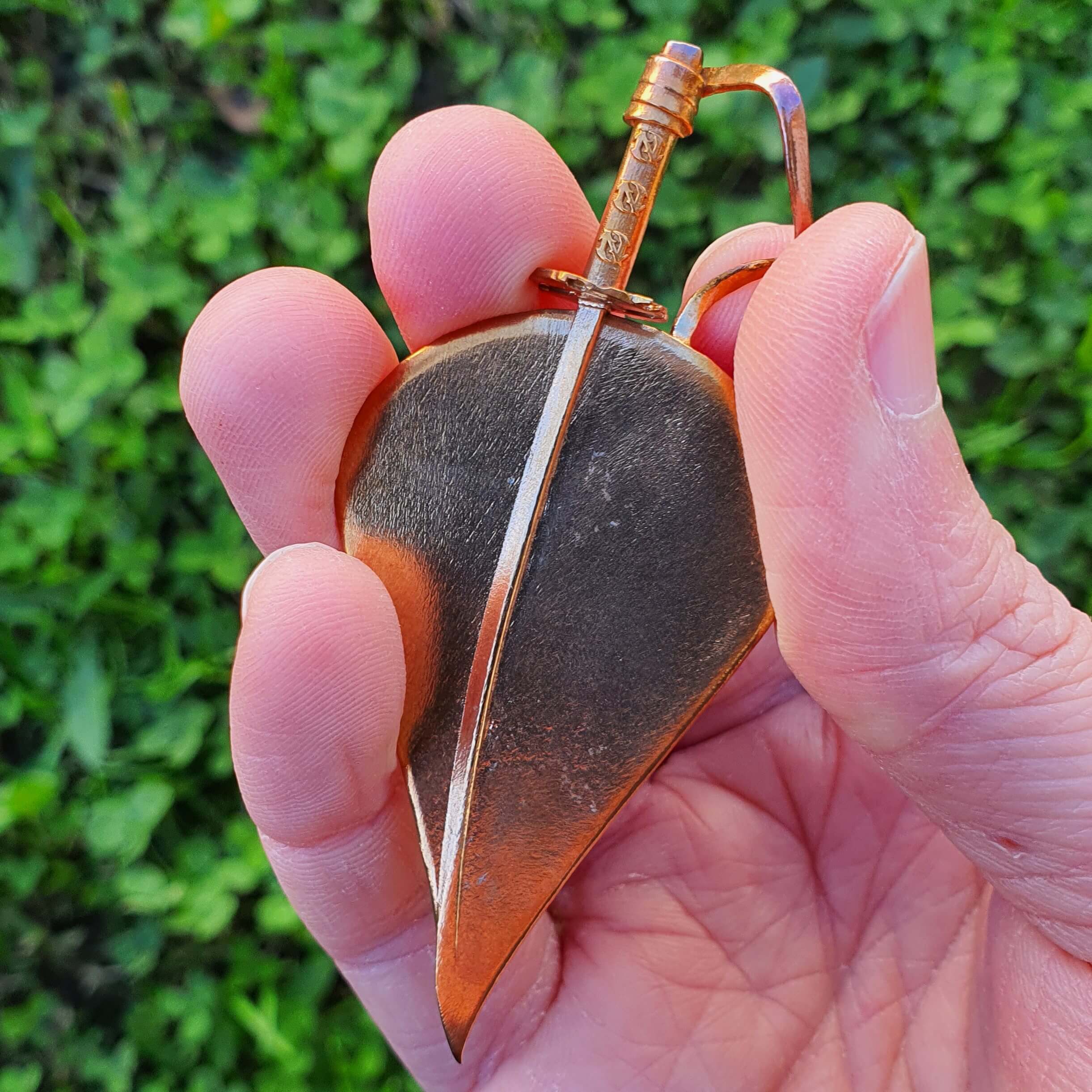 NiTride Katana Guitar Pick (With Ribbon) (Metal)